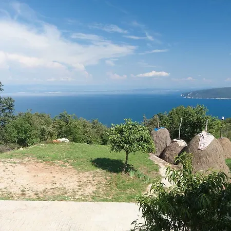 Holiday Sveta Jelena Appartamento Mošćenička Draga