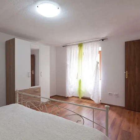 Holiday Sveta Jelena Appartamento Mošćenička Draga